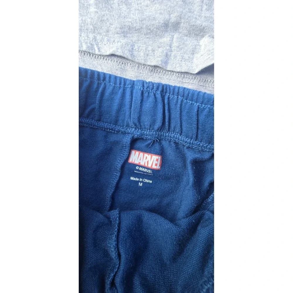 Marvel Avengers Kids 2-Piece Set Size Medium